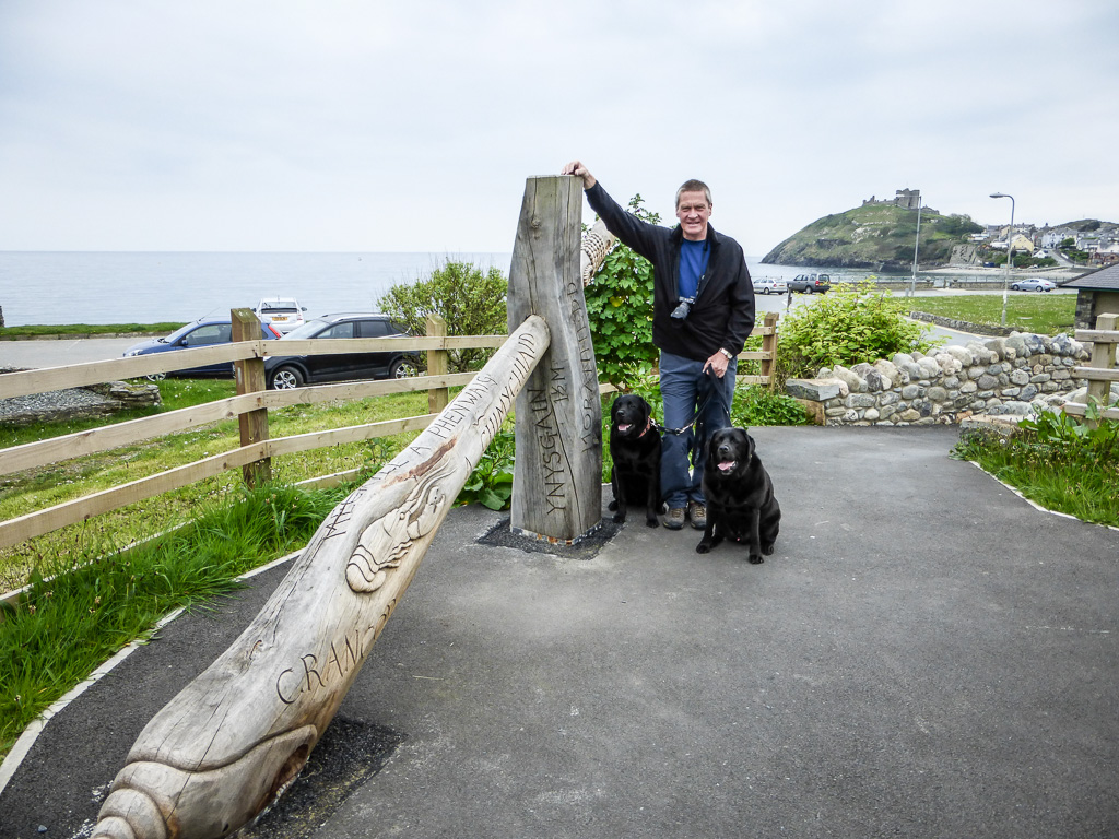 A walk along South Beach Criccieth